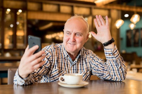 Stratégies éprouvées pour attirer plus de clients sur LinkedIn